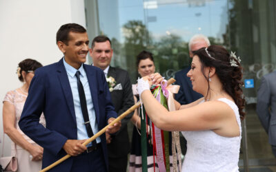 Esküvő költségei – Nélkülözhetetlen egy ceremóniamester? | boldogigen.hu