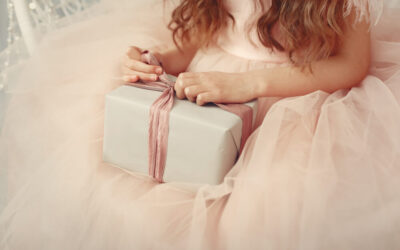 Nászajándék ötletek: Hasznos és felejthetetlen ajándékok